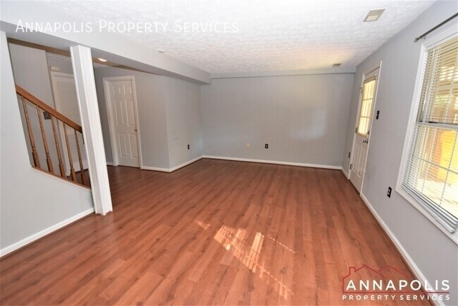 Building Photo - 2455 Warm Spring Way