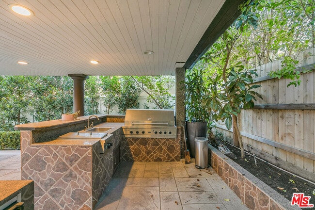 Building Photo - 19016 Wells Dr