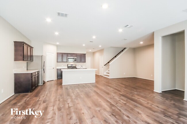 Building Photo - 15271 Timber Preserve Ln