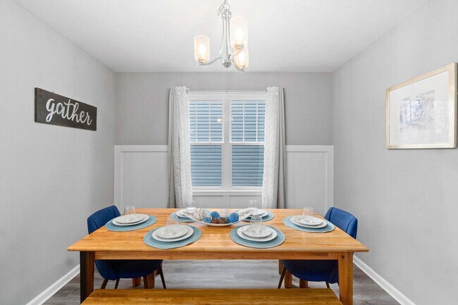 Building Photo - 867 Central Ave