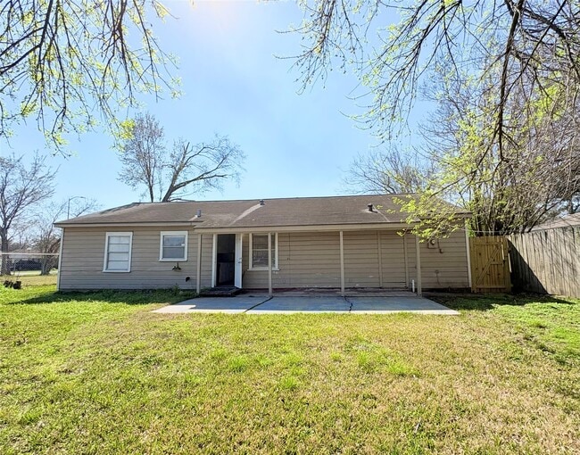 Building Photo - 13307 Force St