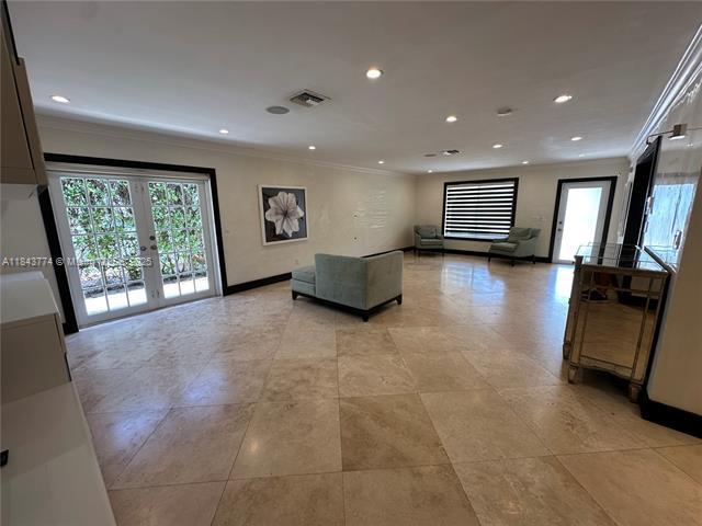 Building Photo - 9341 Dickens Ave