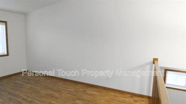 Building Photo - 2420 5th St W