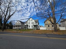 Building Photo - 146 Analomink St