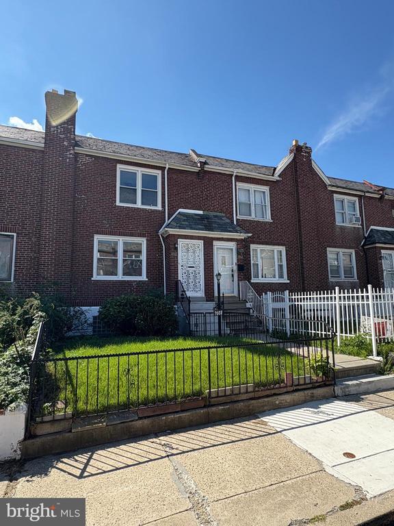 Building Photo - 7608 Rugby St