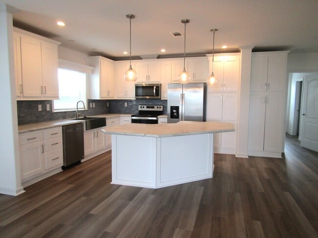 Building Photo - 15 Moa Ct