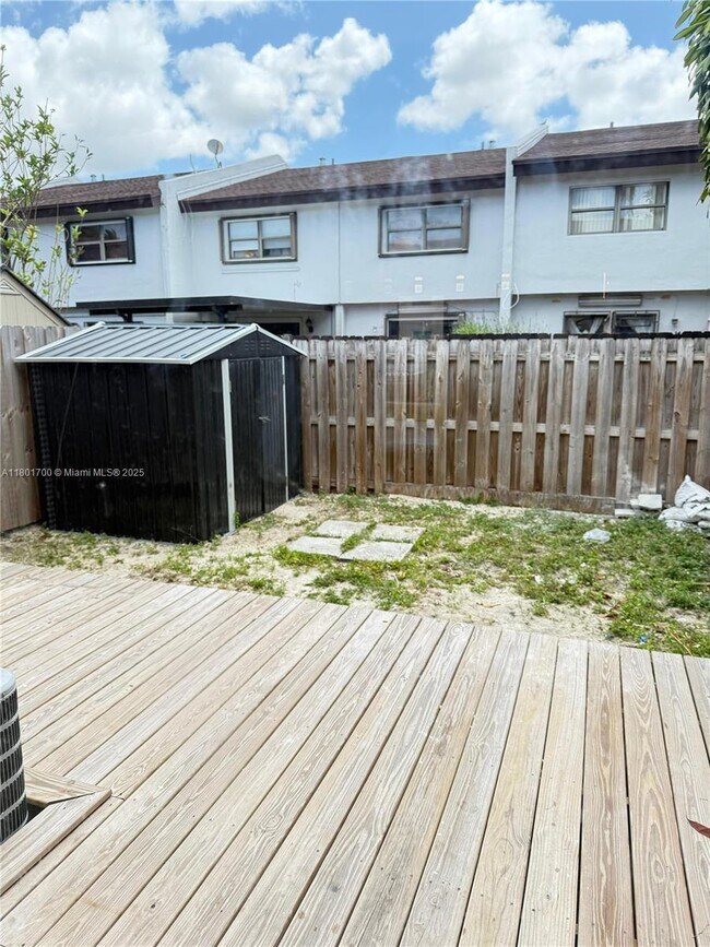 Building Photo - 15250 SW 80th St