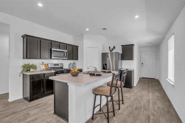 Building Photo - 14129 Upper Gardenia Ln