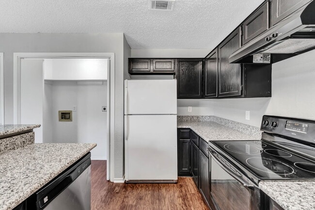 Building Photo - $1,000 Off first month.