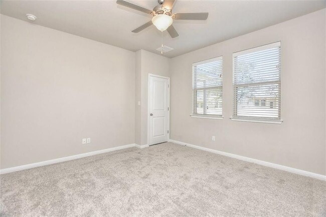 Building Photo - 228 McFarland St