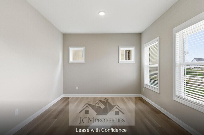 Building Photo - 112 Lambert Fld