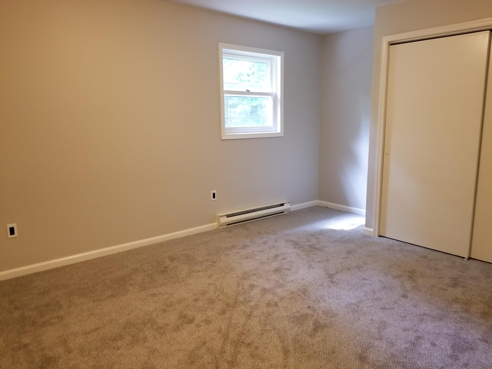 Front Bedroom - 3422 Key Ct