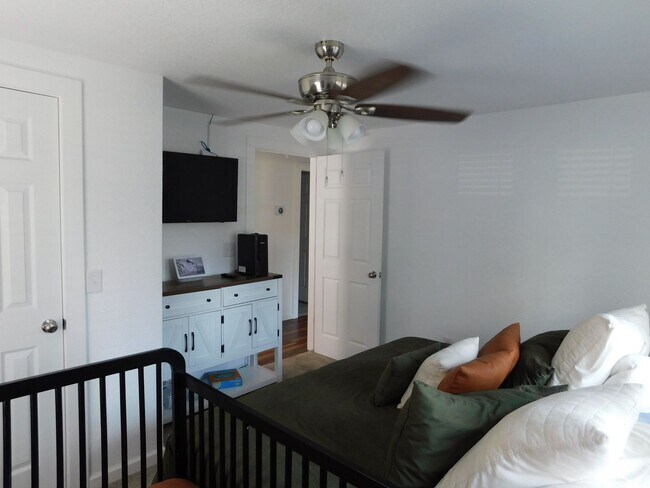 Building Photo - 3 bedroom 2 bath in Elizabeth City