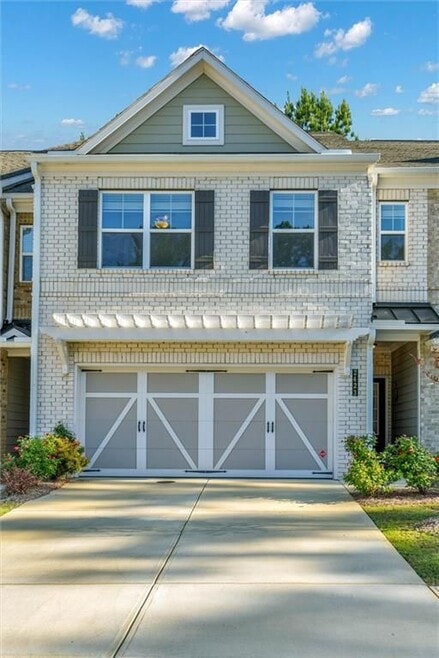 Building Photo - 2423 Chene Dr
