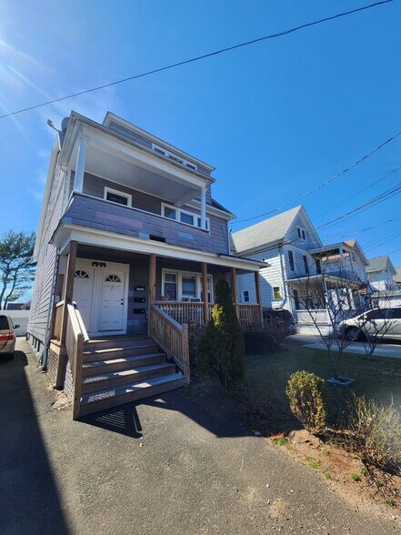 Primary Photo - 612 Washington Ave