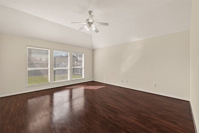 Building Photo - 9202 Sorrell Hollow Ln