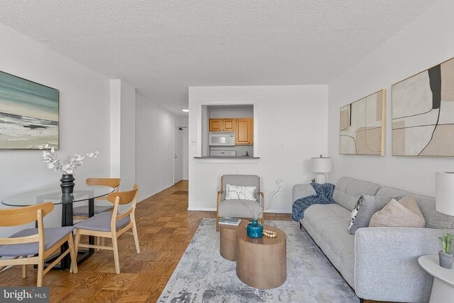 Building Photo - 1301 20th St NW