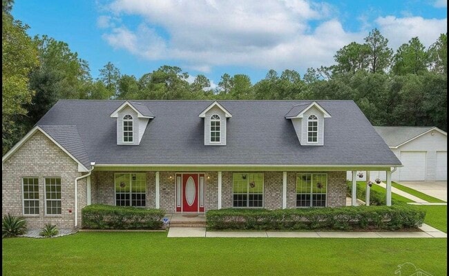 Building Photo - 1911 Tillman Ln