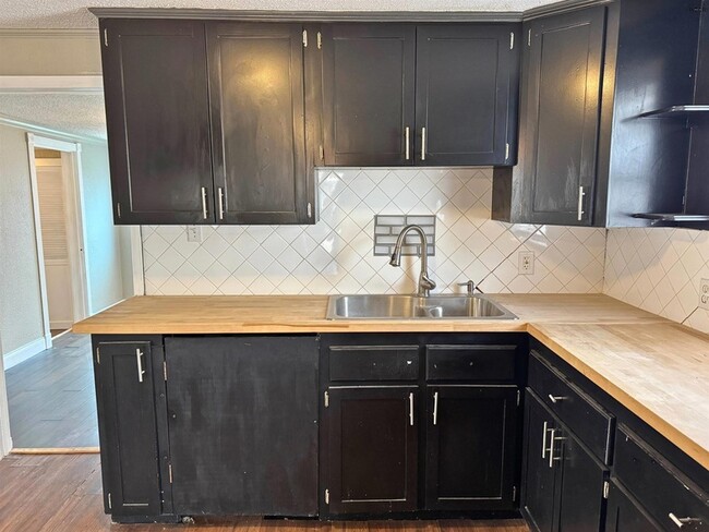 Building Photo - 3133 Jacqueline Rd