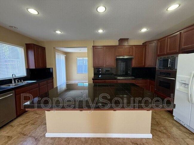 Building Photo - 429 Americana Way