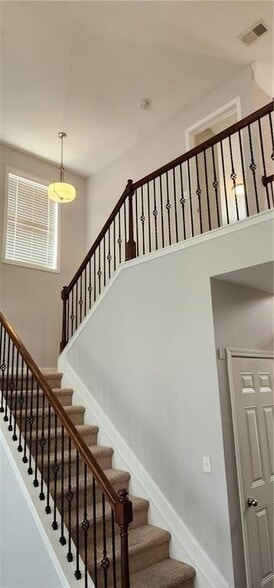 Building Photo - 3288 Wolf Club Ln SW