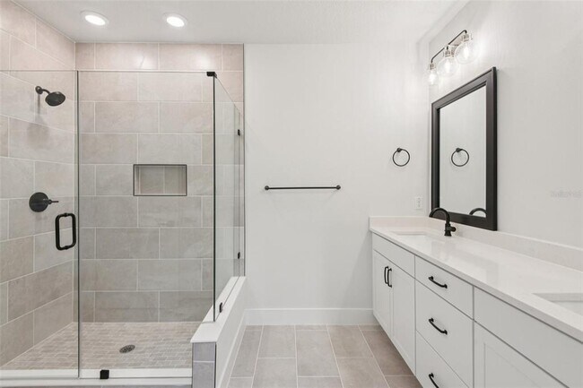 Building Photo - 3133 4th Ter N