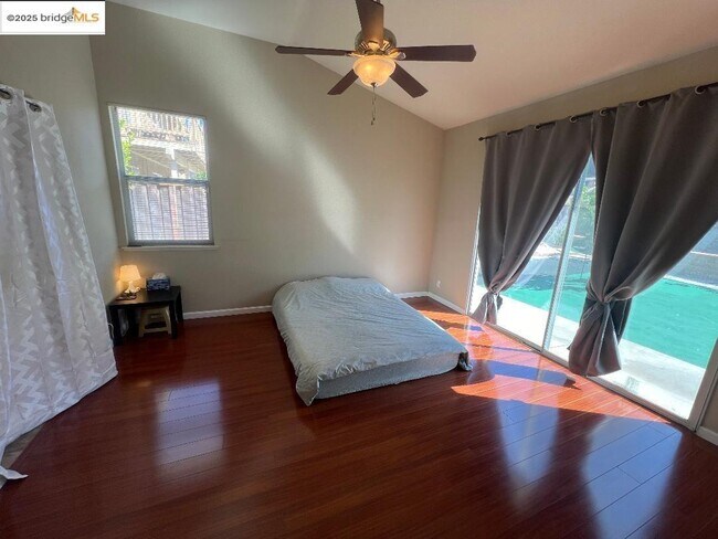 Building Photo - 2352 Whitetail Dr