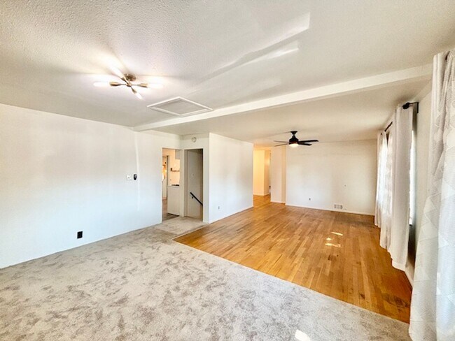 Building Photo - South Denver Brick Ranch