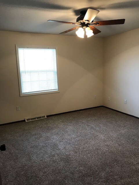 bedroom 1 - 423 George St