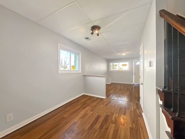 Building Photo - Charming 2BR Home with Rear Deck & Washer/Dryer in Dundalk