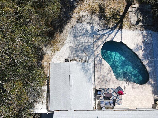 Building Photo - 2450 Hawthorne St