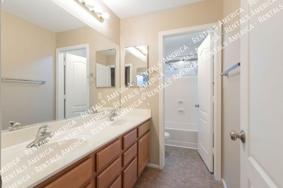 Building Photo - 45047 W Jack Rabbit Trail