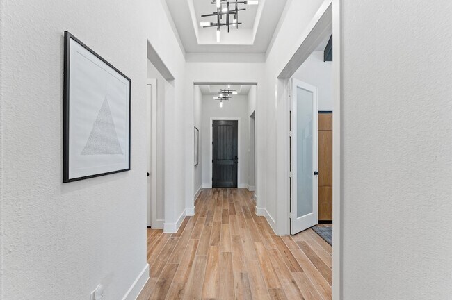 Building Photo - 9638 Birchwood Holw Trl