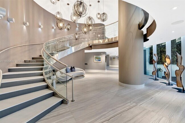 Building Photo - 333 Las Olas Way