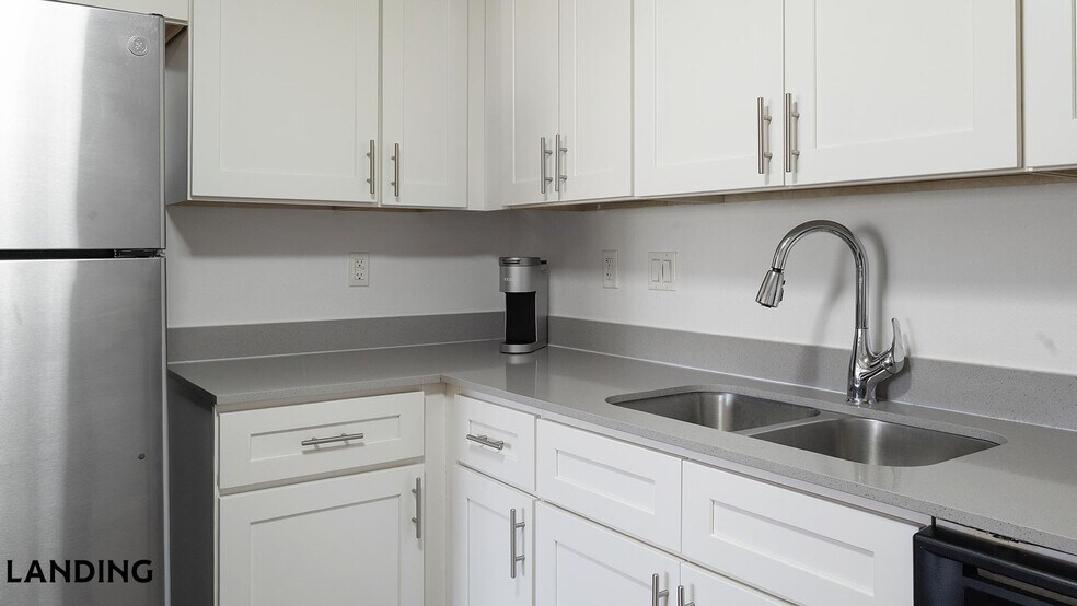 Building Photo - 2851 Maingate Village Cir