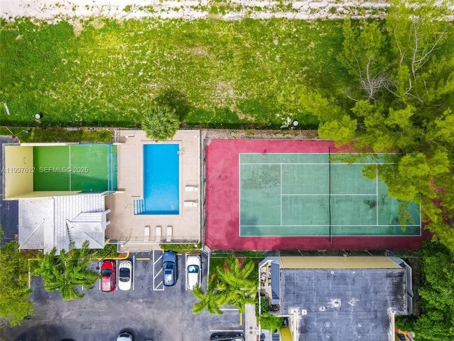 Building Photo - 6830 SW 45th Ln