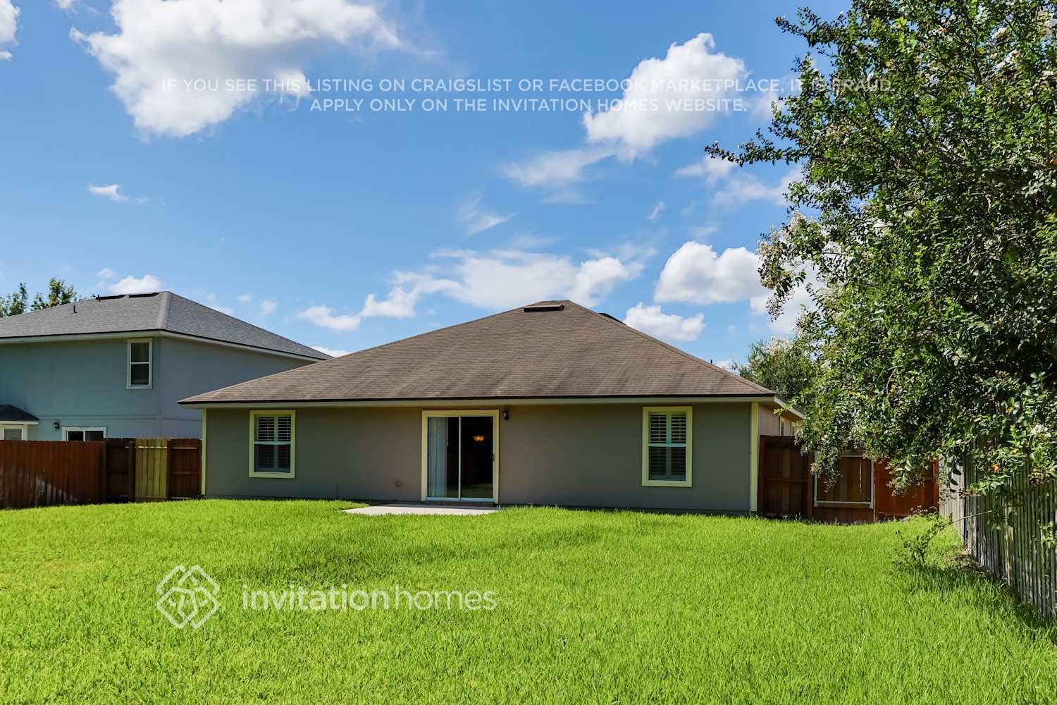 Building Photo - 2513 Royal Pointe Dr