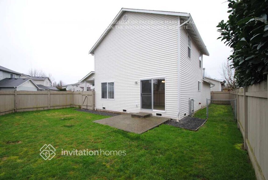 Building Photo - 16084 Rose Ln SE