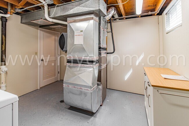 Building Photo - $200 off rent for active military! Pristin...