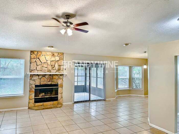 Building Photo - 7658 Collins Ridge Blvd