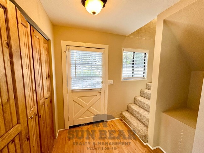 Building Photo - 1,590 Sq. Ft. Tyrolian Chalet – Full IVGID & Tennis Access -Allows a dog upon approval!