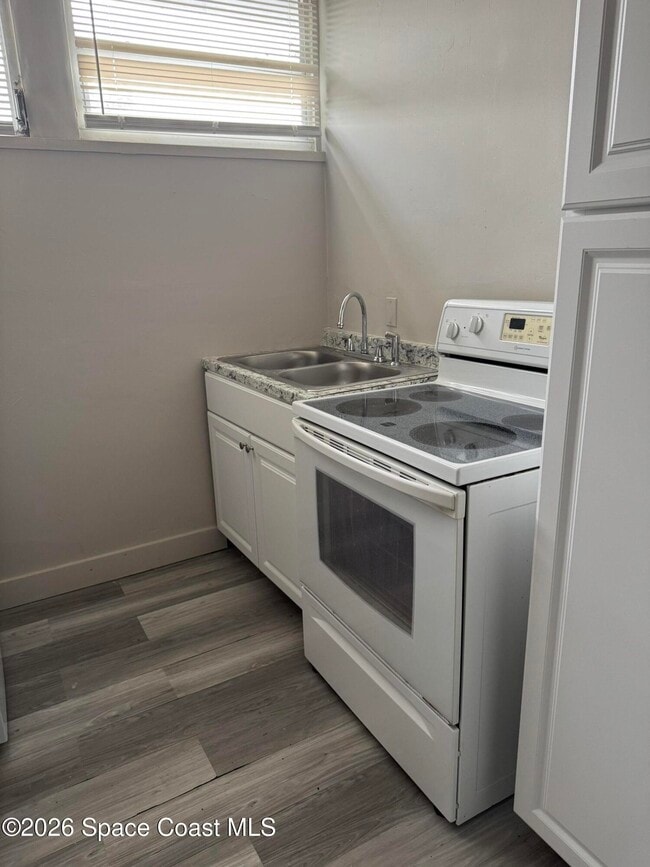 Building Photo - 1010 N Fiske Blvd