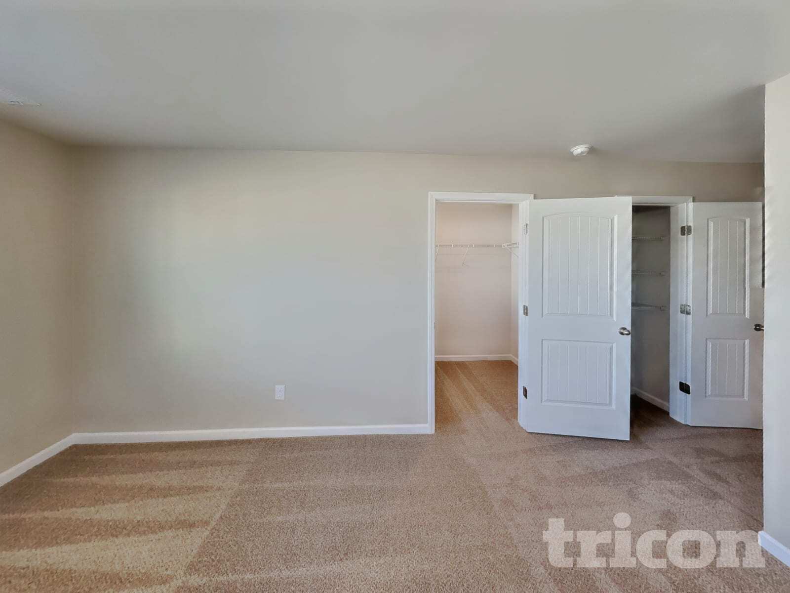 Building Photo - 1525 Ashgrove Pl