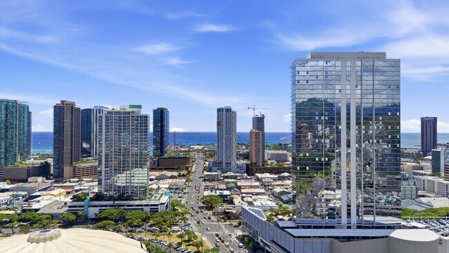 Building Photo - 888 Kapiolani Blvd