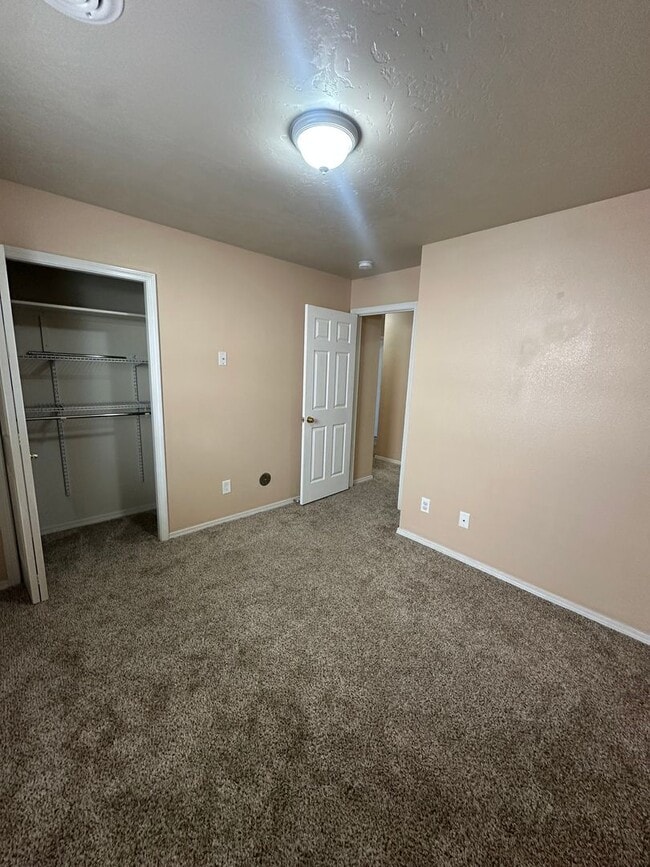 Building Photo - 3 bedroom 2 bath home in beautiful Meridian neighborhood!