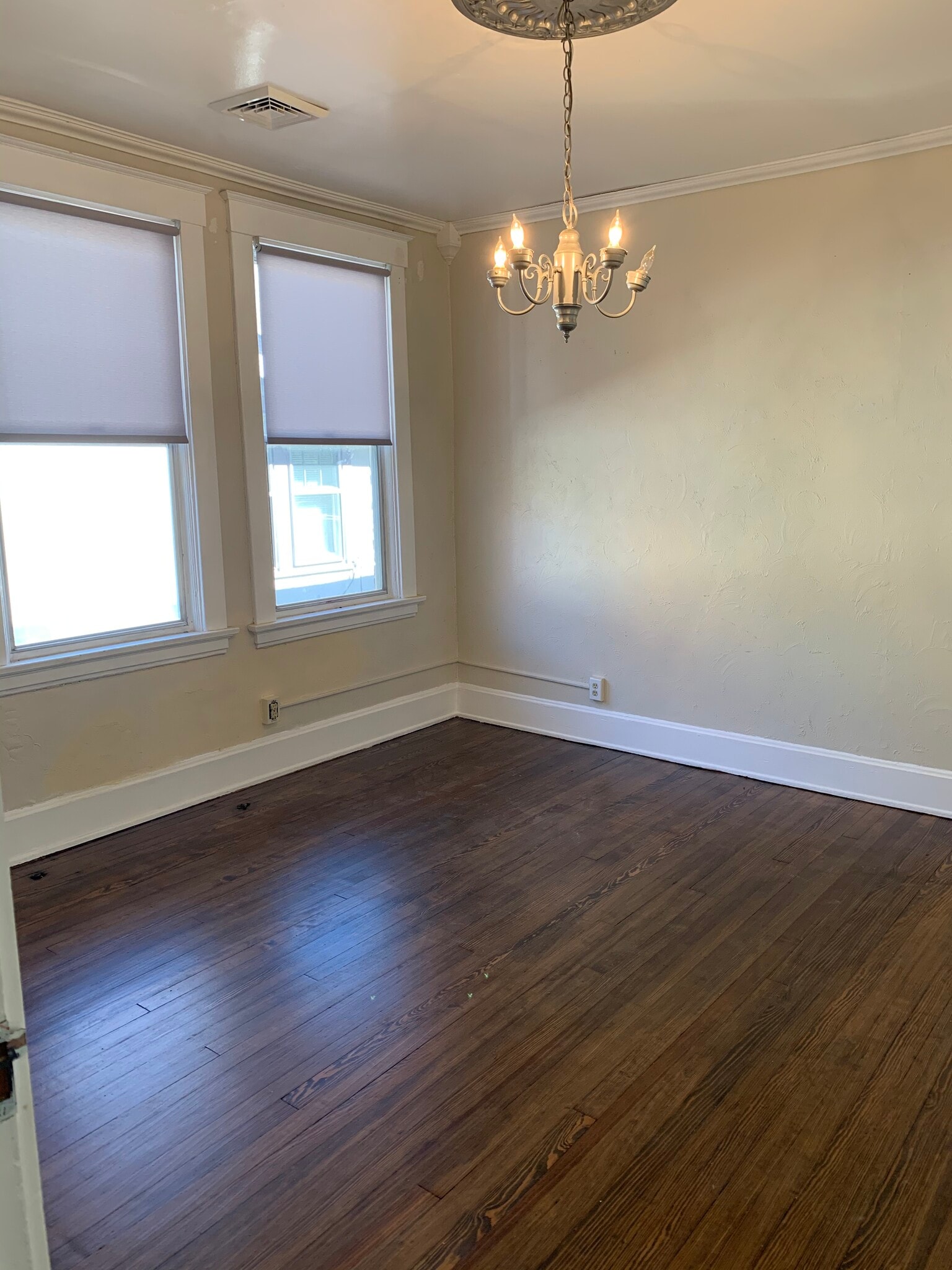 Bedroom 1 - 3639 Amberson Ave