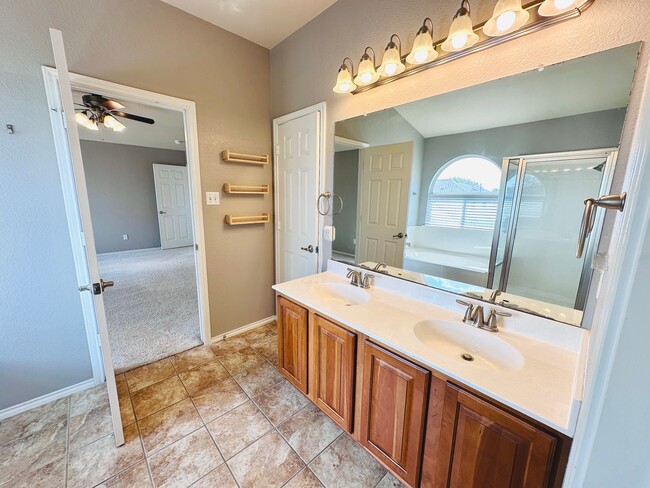 Building Photo - 4-Bedroom Home in Rancho Alto – 2,258 Sq Ft with Garage and Spacious Master Suite