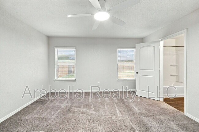 Building Photo - 11641 Claudette St