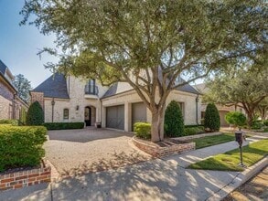 Building Photo - 2782 Montreaux Dr