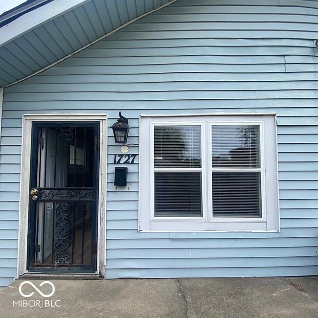 Building Photo - 1727 N Tacoma Ave